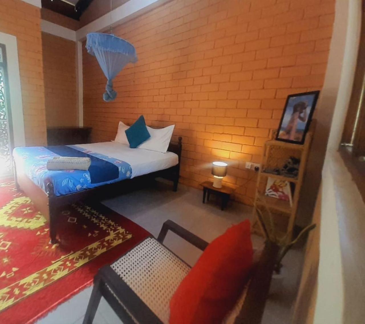 ガル Laliz Bed & Breakfast エクステリア 写真